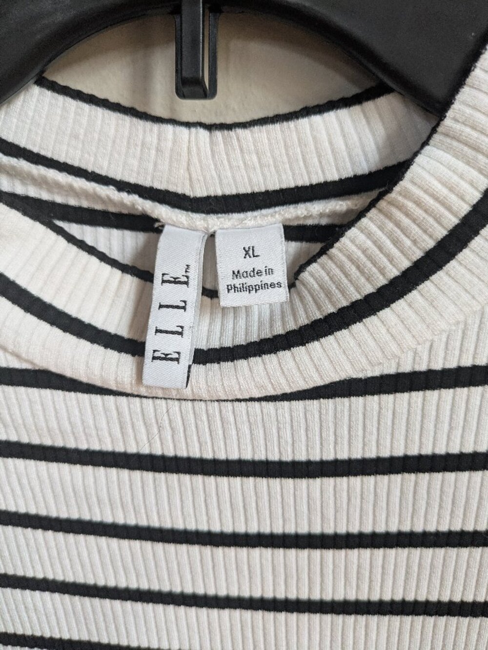 Elle White Black Striped Mock Neck Tank Women’s Size XL #444